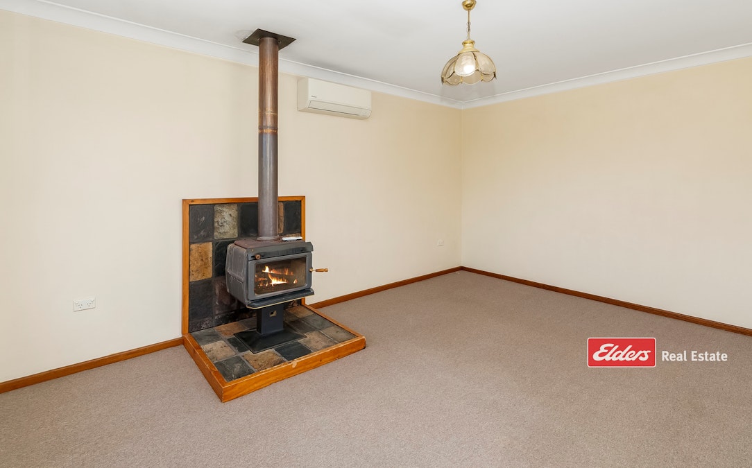 12 Moore Street, Gloucester, NSW, 2422 - Image 6