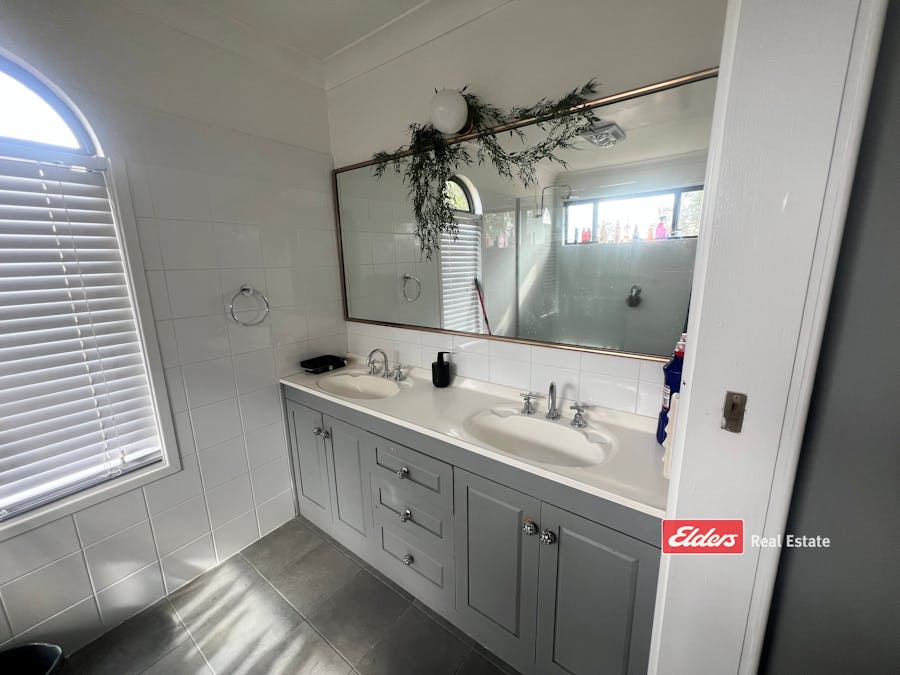 4 Moore Street, Gloucester, NSW, 2422 - Image 12