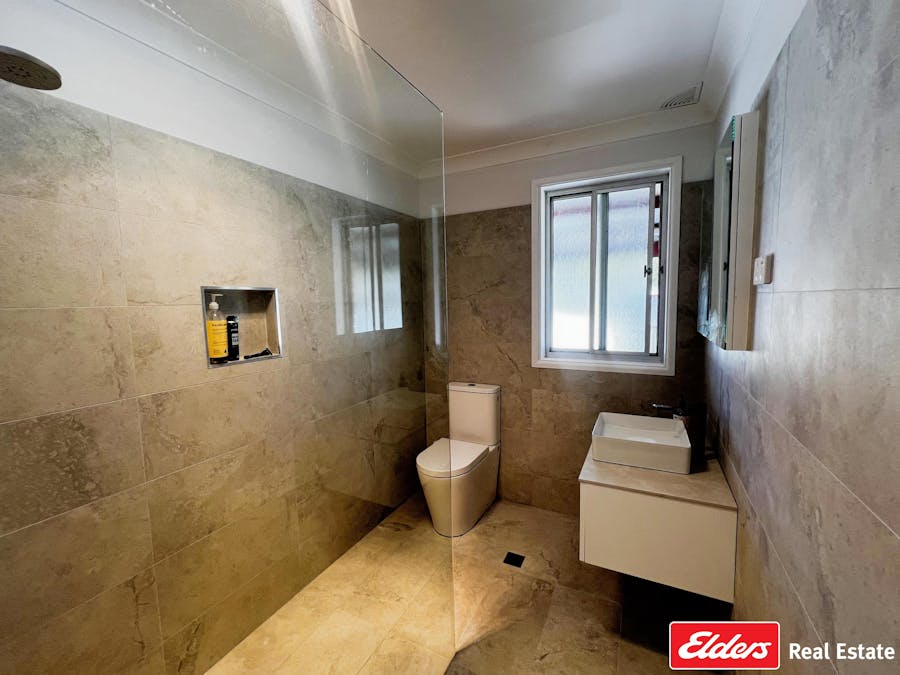 Address upon request - Image 2