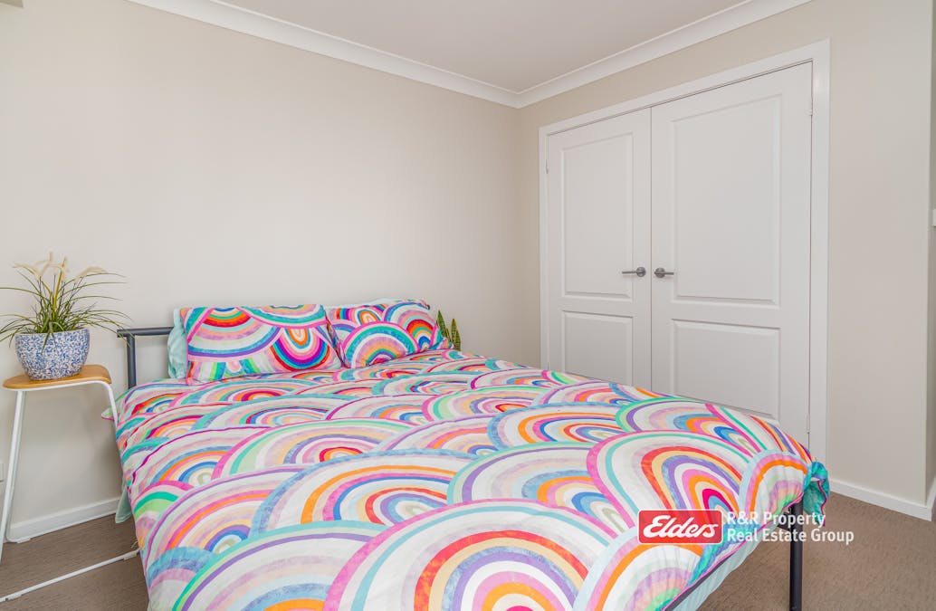 2 Stirling Place, Taree, NSW, 2430 - Image 8