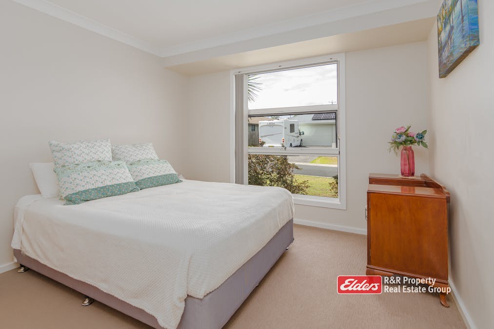 2 Stirling Place, Taree, NSW, 2430 - Image 13