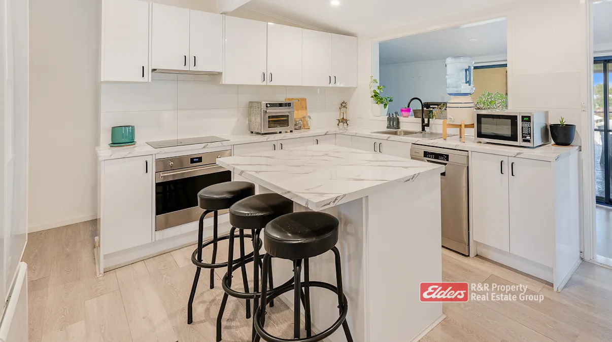 37 Elliot Street, Gloucester, NSW, 2422 - Image 2