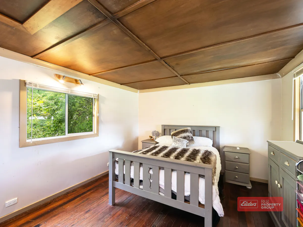 32 Argyle Street — photo 17 of 22