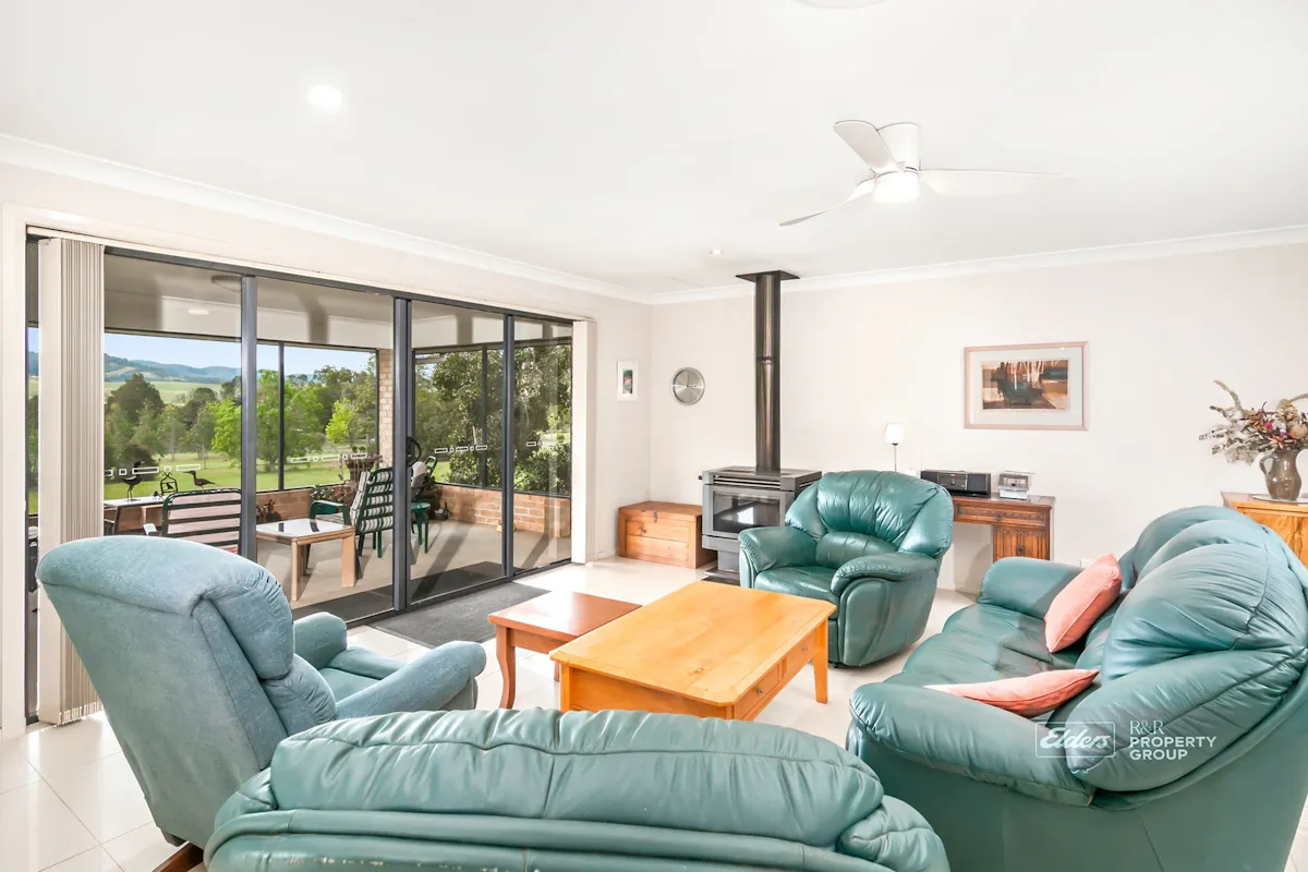 "Lissadell" 41 Irrawang Road — photo 9 of 30
