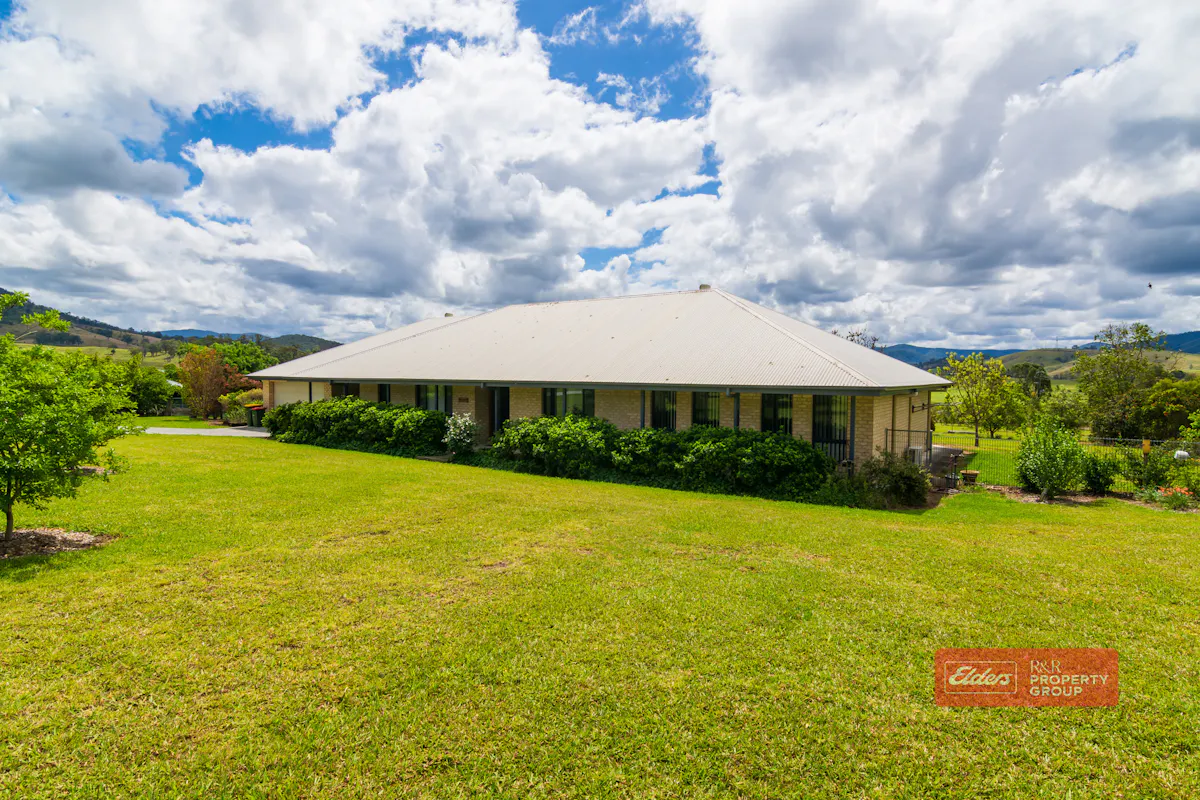 "Lissadell" 41 Irrawang Road — photo 3 of 30