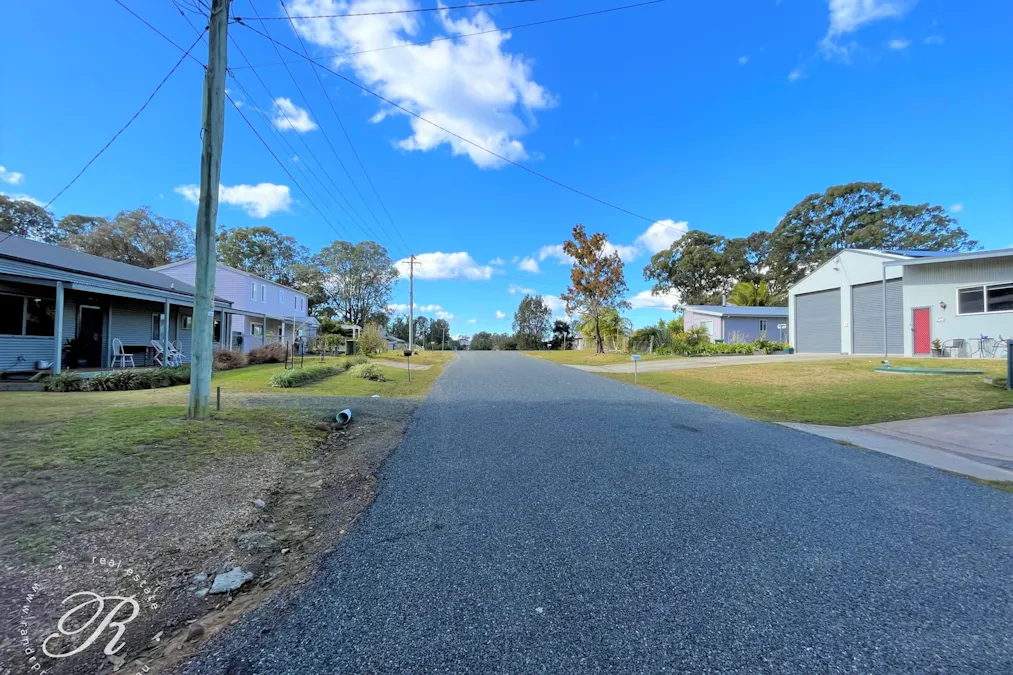 7 Kamarooka Street, Coomba Park, NSW, 2428 - Image 5