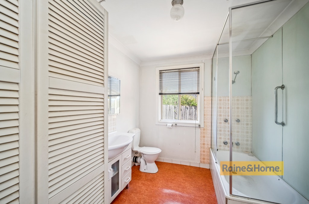 84 Denison Street, Gloucester, NSW, 2422 - Image 12