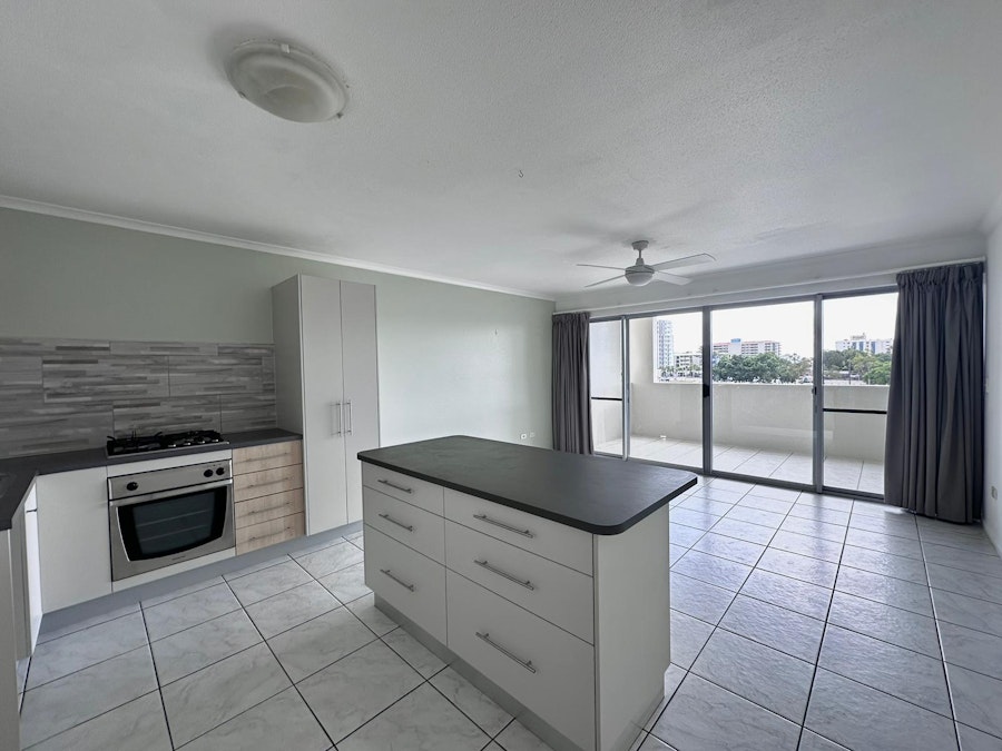 45/11-17 Stanley Street, Townsville City, QLD, 4810 - Image 5