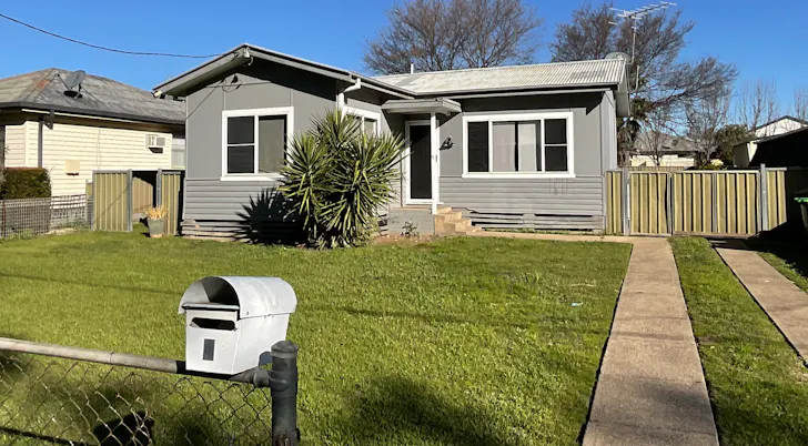 4 Stewart Avenue, Tamworth, NSW, 2340