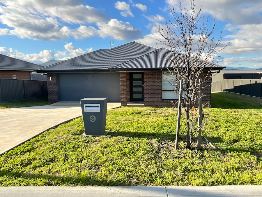 9 Ibis Street, Tamworth, NSW, 2340 - Image 1