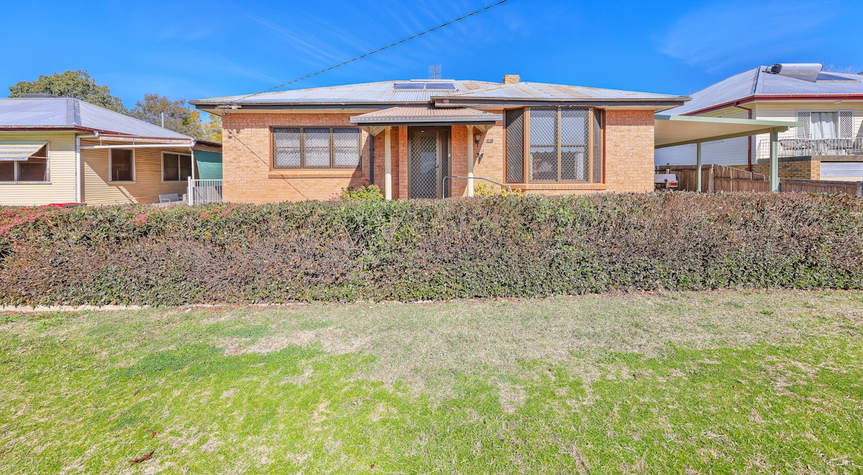 91 Robert Street, Tamworth, NSW, 2340 - Image 1