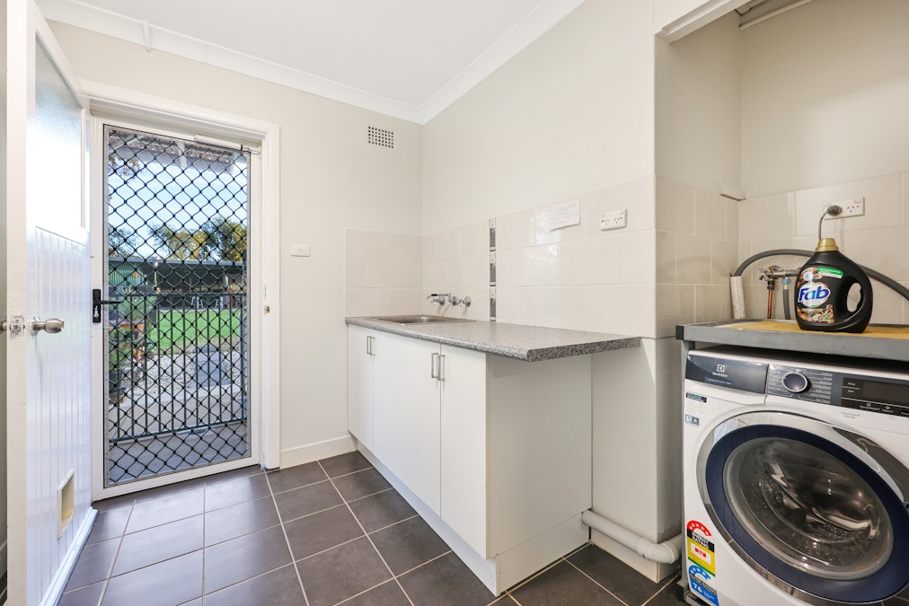 114 Kent Street, Tamworth, NSW, 2340 - Image 15