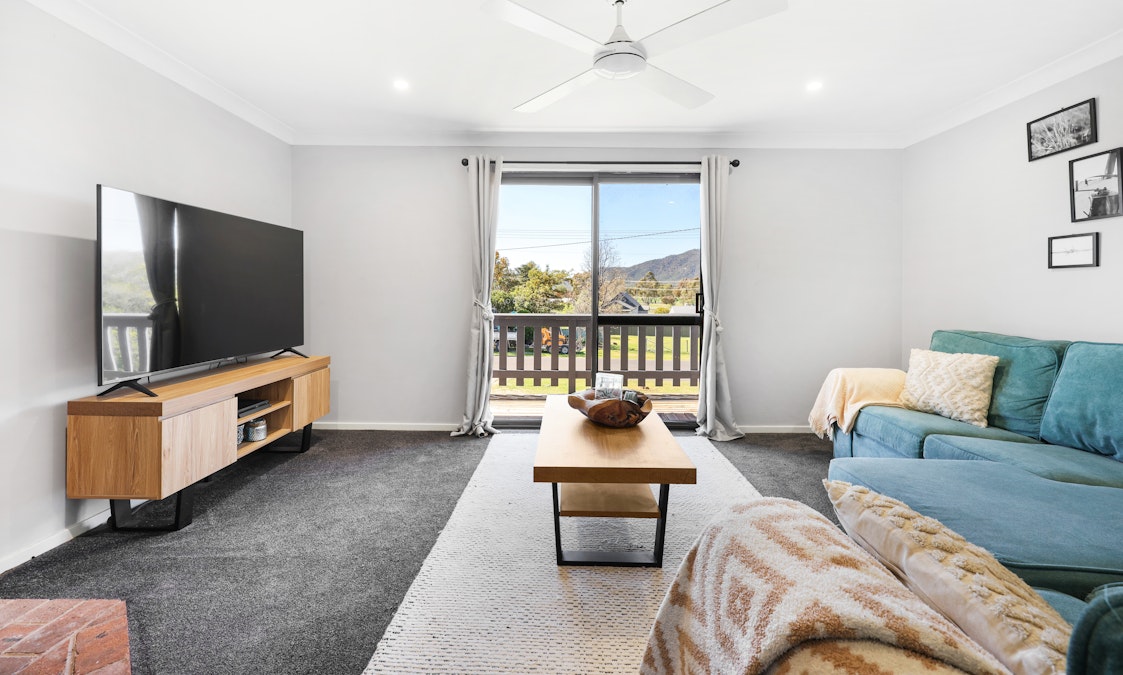 18 Robey Street, Kootingal, NSW, 2352 - Image 3