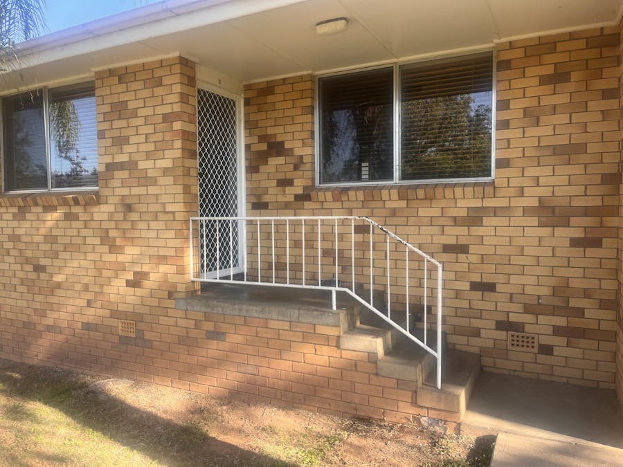 2/34 David Street, Tamworth, NSW, 2340 - Image 1