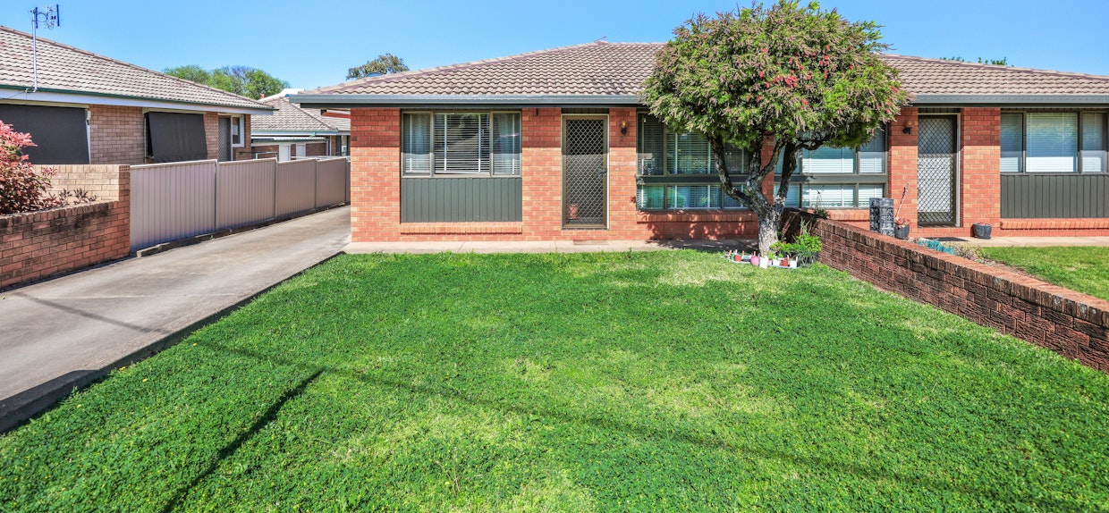 2/49 Rawson Avenue, Tamworth, NSW, 2340 - Image 2