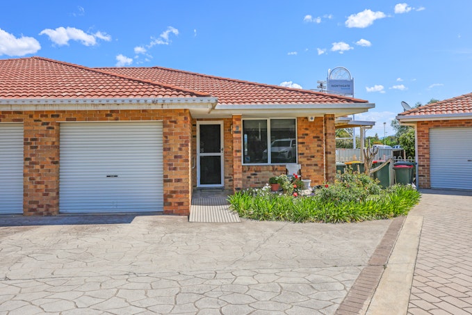 3/14 Cowper Close, Tamworth, NSW, 2340 - Image 1