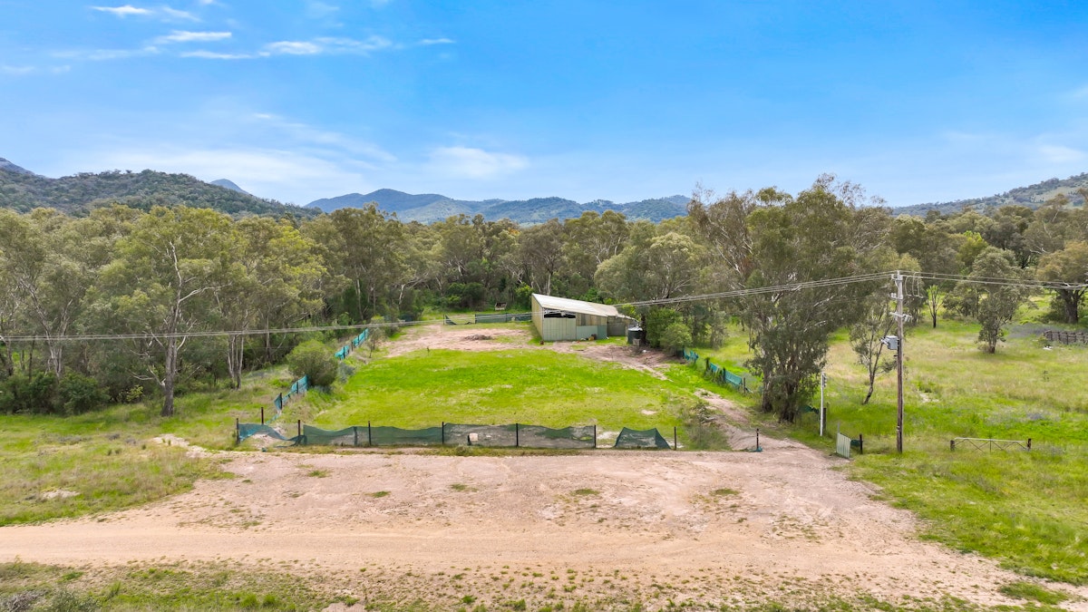 25 Bolton Street, Currabubula, NSW, 2342 - Image 1