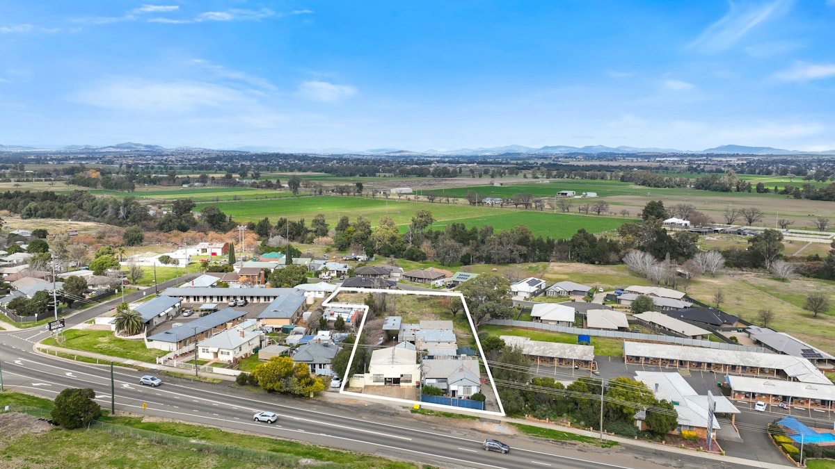 391 - 395 Armidale Road, Tamworth, NSW, 2340 - Image 1