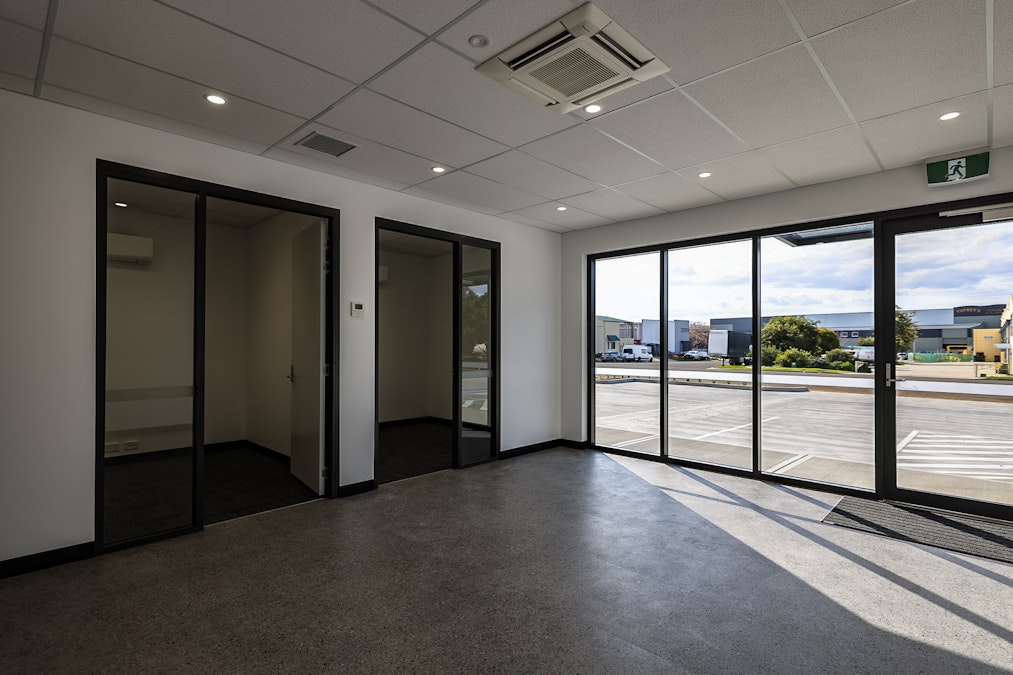 1/14 Hawker Road, Tamworth, NSW, 2340 - Image 6