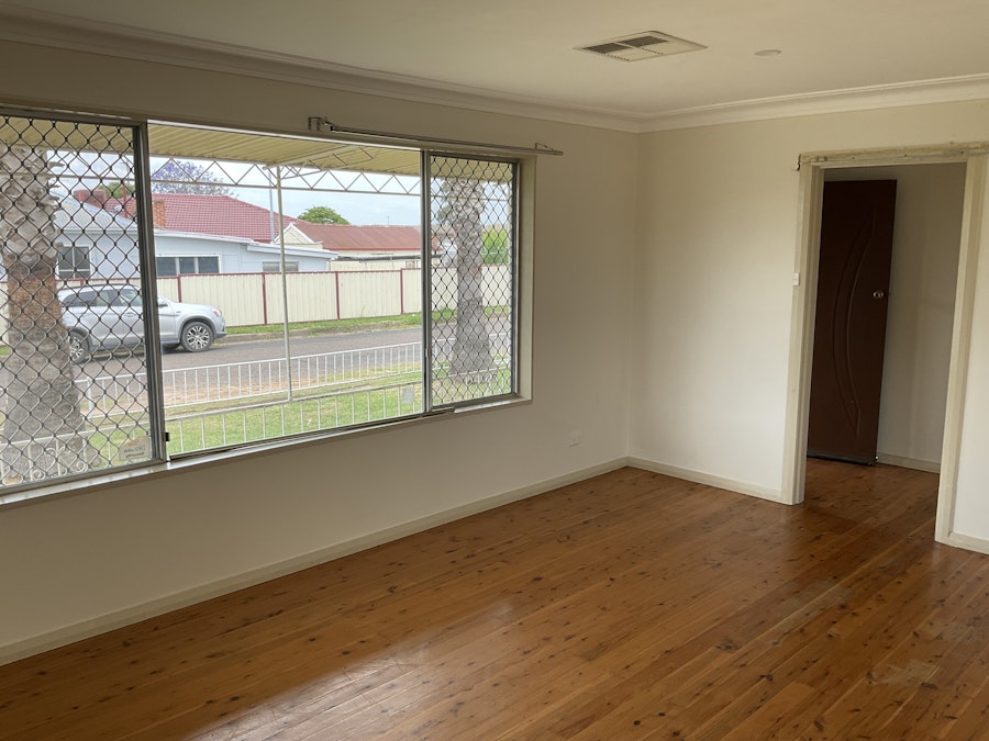 35 Margaret Street, Tamworth, NSW, 2340 - Image 3