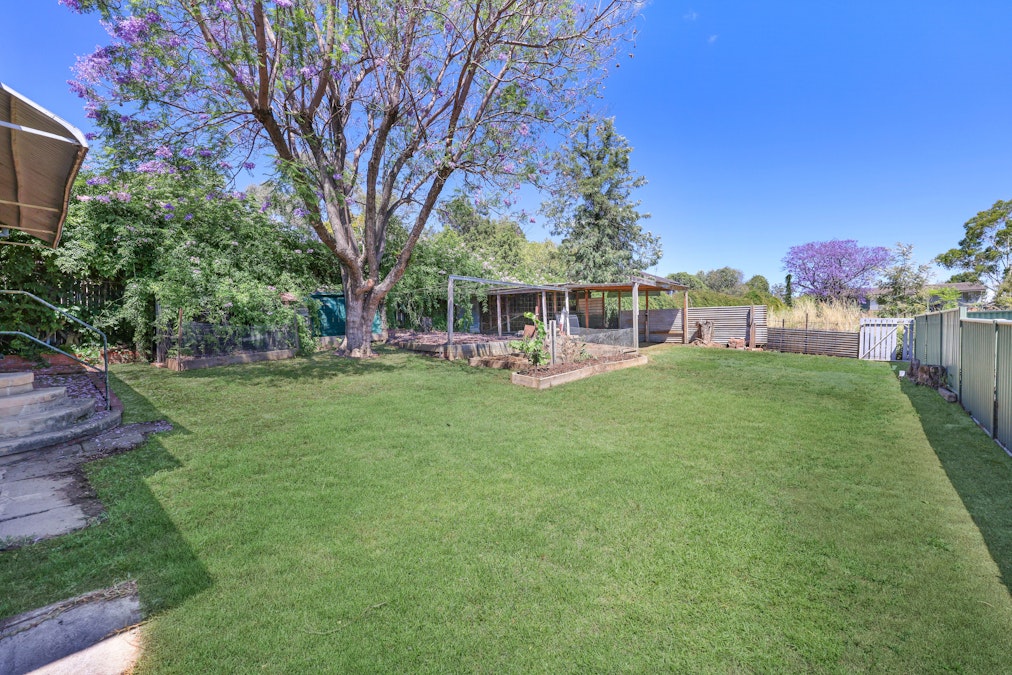 38 Erwin Street, Tamworth, NSW, 2340 - Image 12