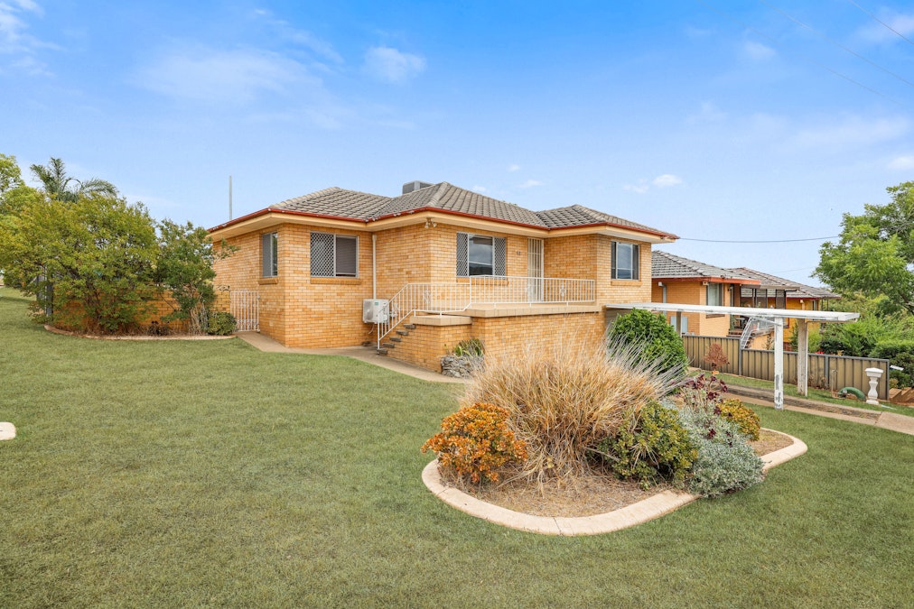 68 David Street, Tamworth, NSW, 2340 - Image 1