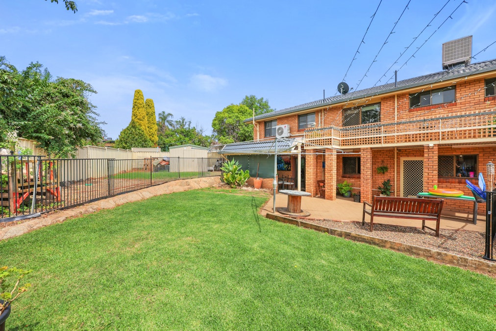 82 Mcrae Street, Tamworth, NSW, 2340 - Image 13