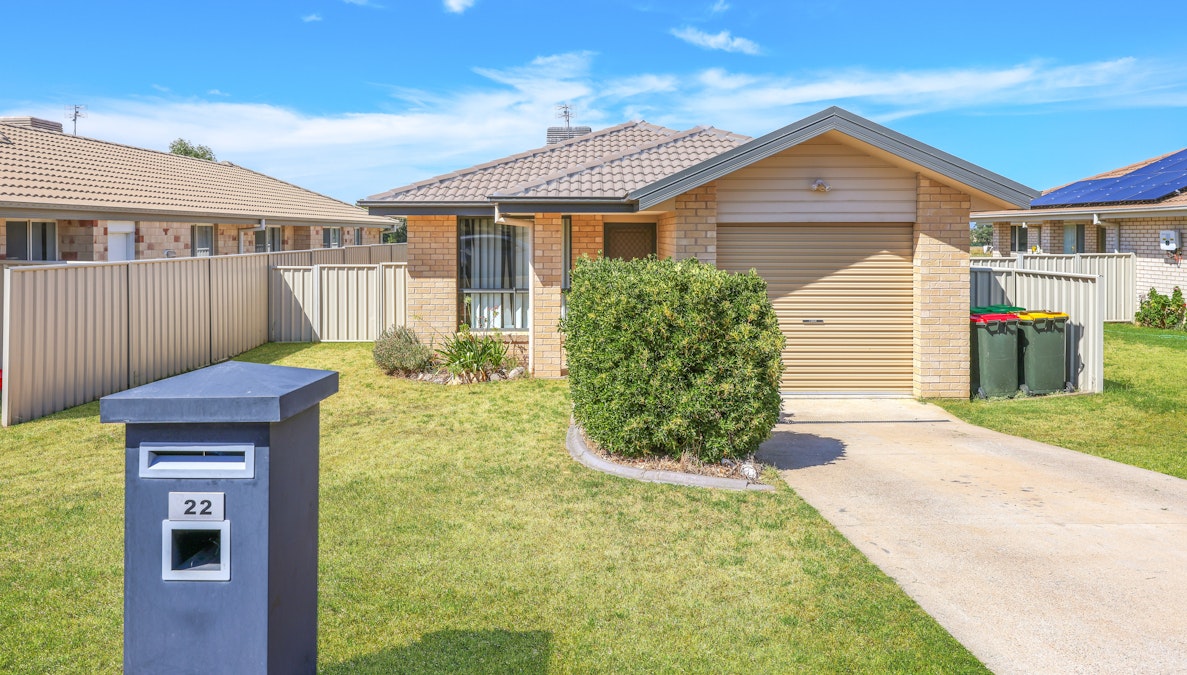 22 Tulipwood Crescent, Tamworth, NSW, 2340 - Image 2