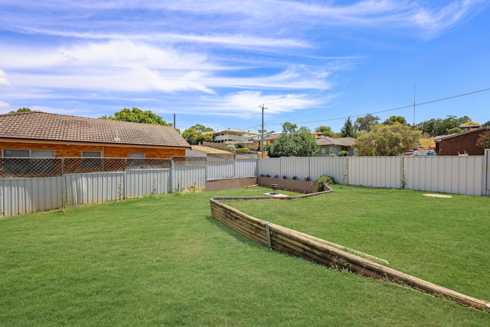 1 Sapphire Crescent, Tamworth, NSW, 2340 - Image 11