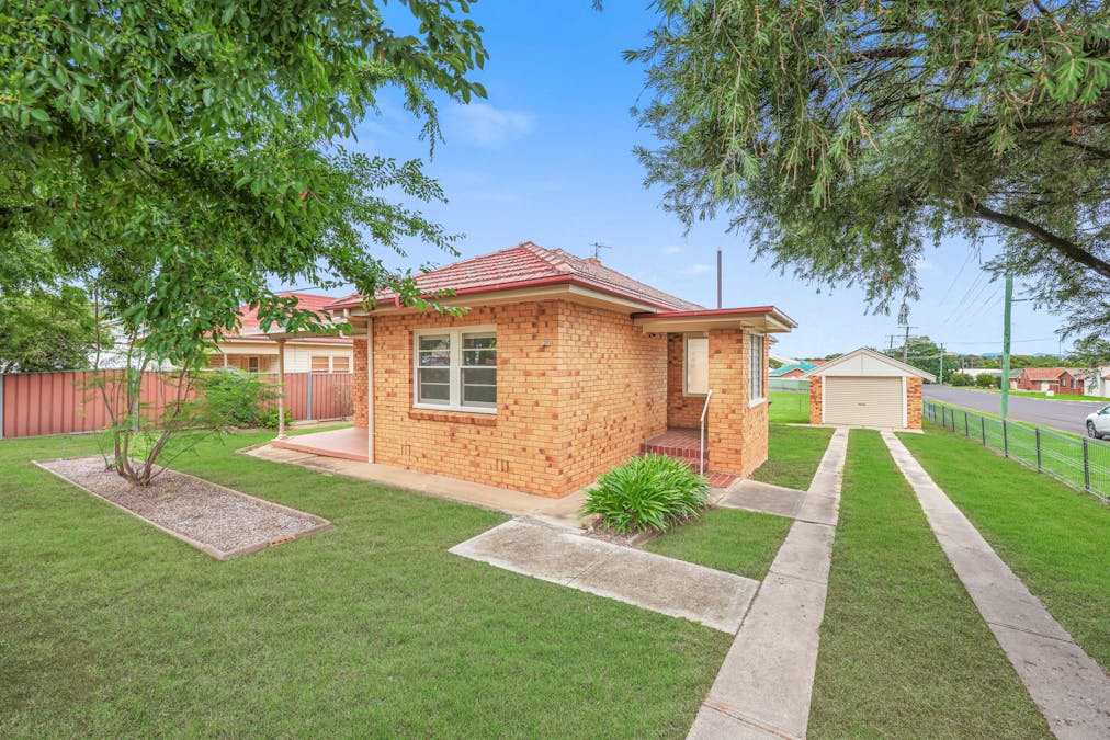 21 Piper Street, Tamworth, NSW, 2340 - Image 7