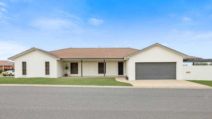 11 The Heights, Tamworth, NSW, 2340 - Image 1