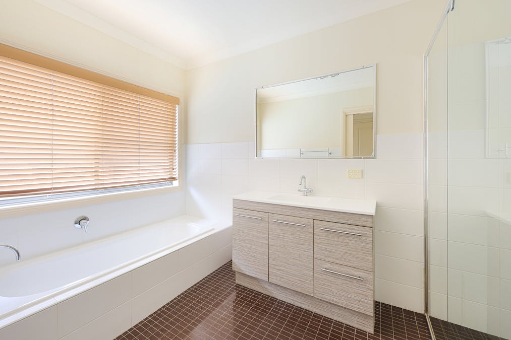 11 The Heights, Tamworth, NSW, 2340 - Image 9