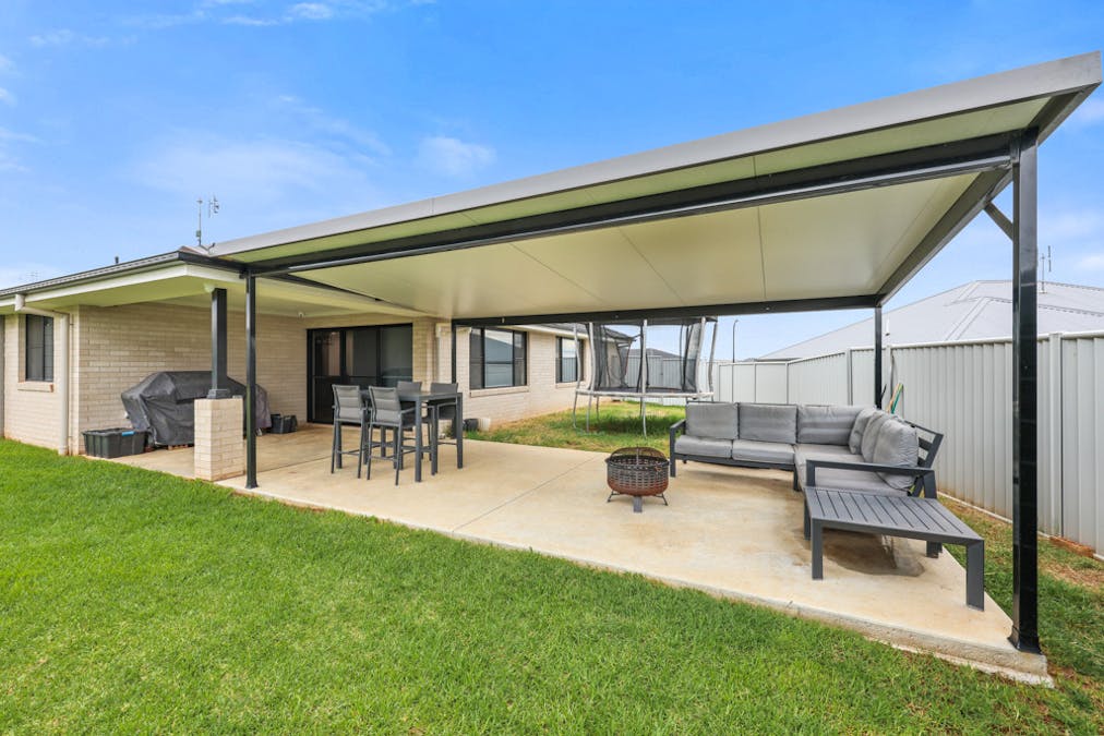 68 Currawong Drive, Tamworth, NSW, 2340 - Image 12