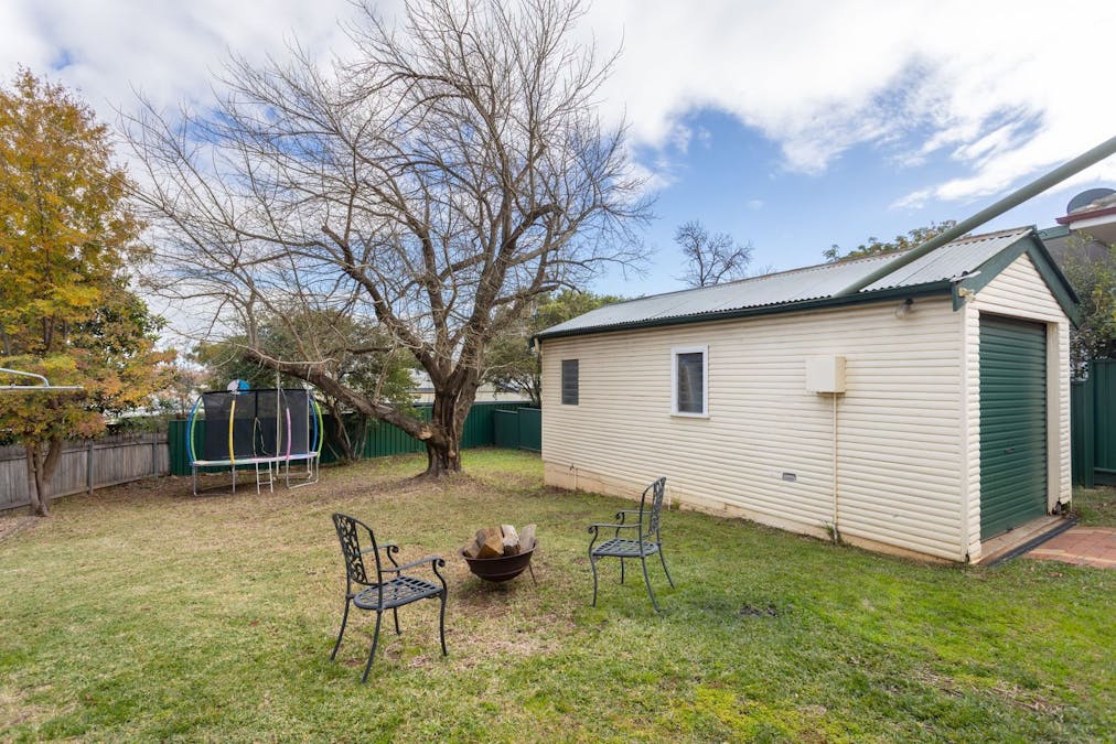 26 Hall Street, Tamworth, NSW, 2340 - Image 9