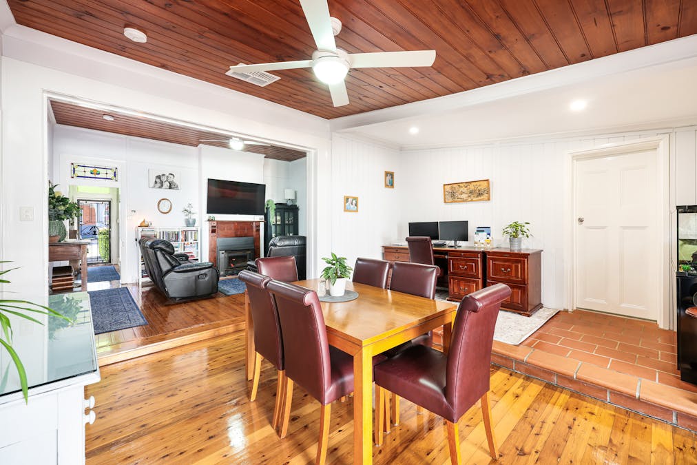 121 Brisbane Street, Tamworth, NSW, 2340 - Image 8