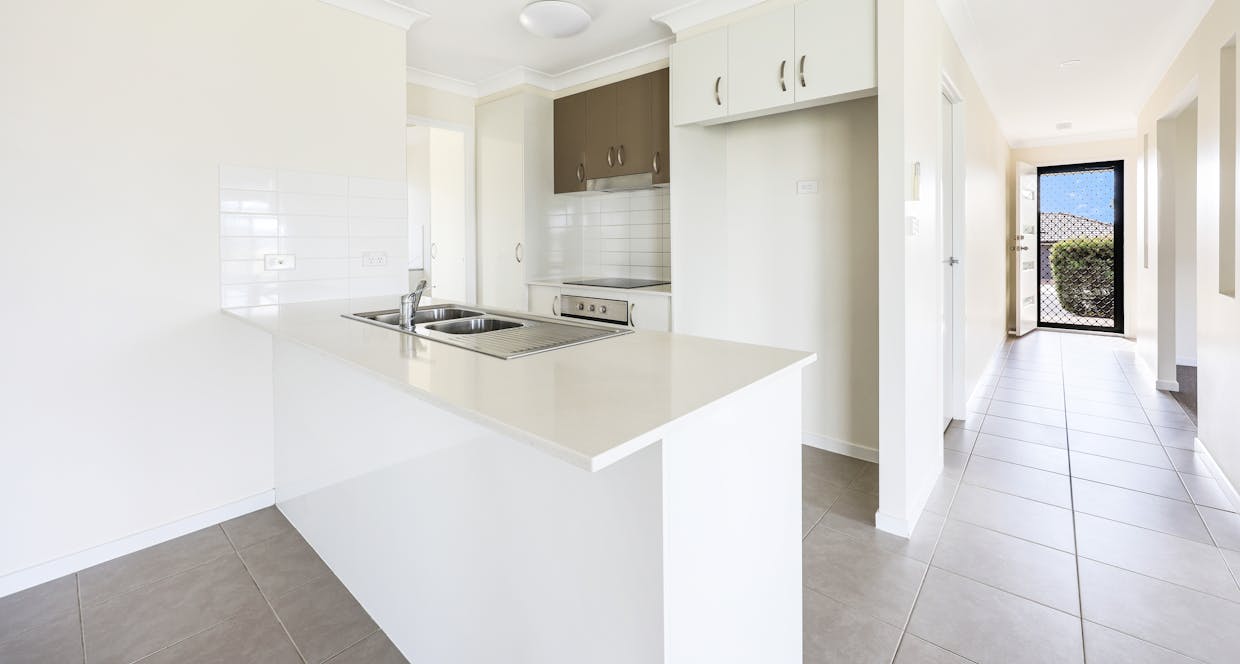 32 Drakeford Street, Tamworth, NSW, 2340 - Image 2