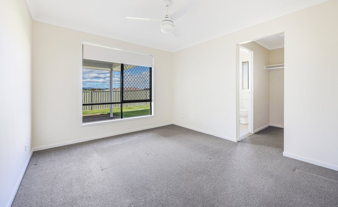 32 Drakeford Street, Tamworth, NSW, 2340 - Image 5