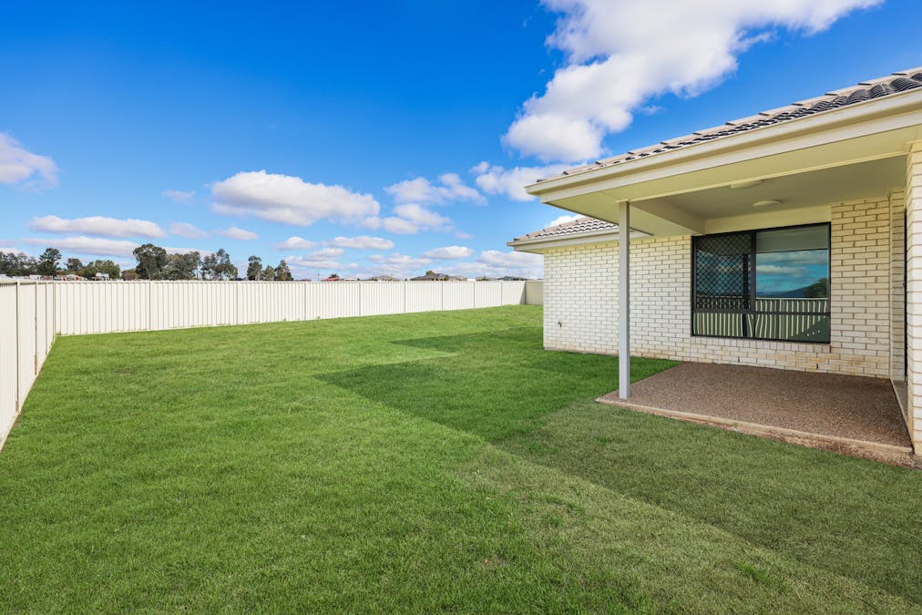 32 Drakeford Street, Tamworth, NSW, 2340 - Image 9