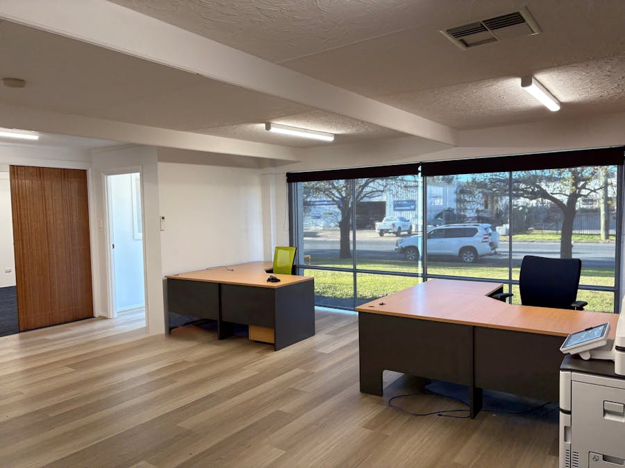 1/3-1 Avro Street, Tamworth, NSW, 2340 - Image 2