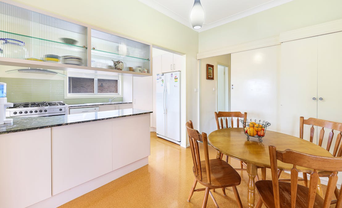 4 Carinya Street, Tamworth, NSW, 2340 - Image 5