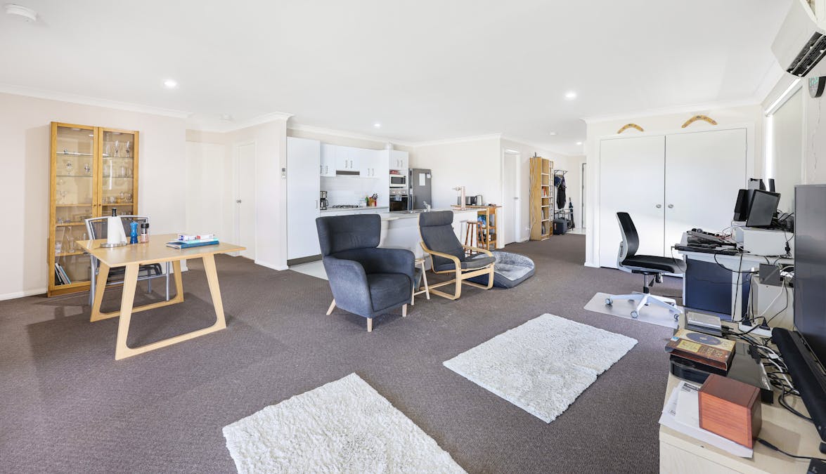 4 Reginald Drive, Kootingal, NSW, 2352 - Image 2