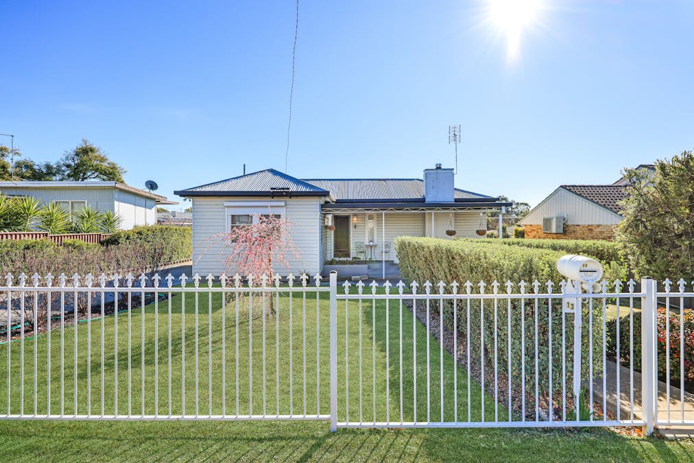 13 Elm Street, Tamworth, NSW, 2340 - Image 1