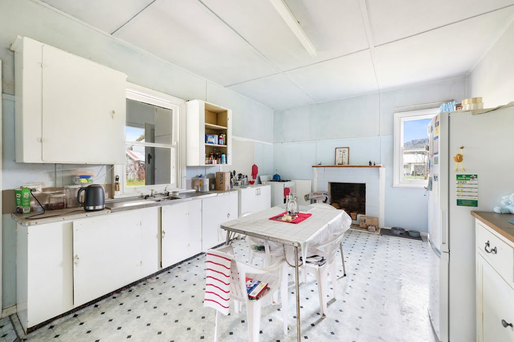 21 Monro Street, Woolomin, NSW, 2340 - Image 4