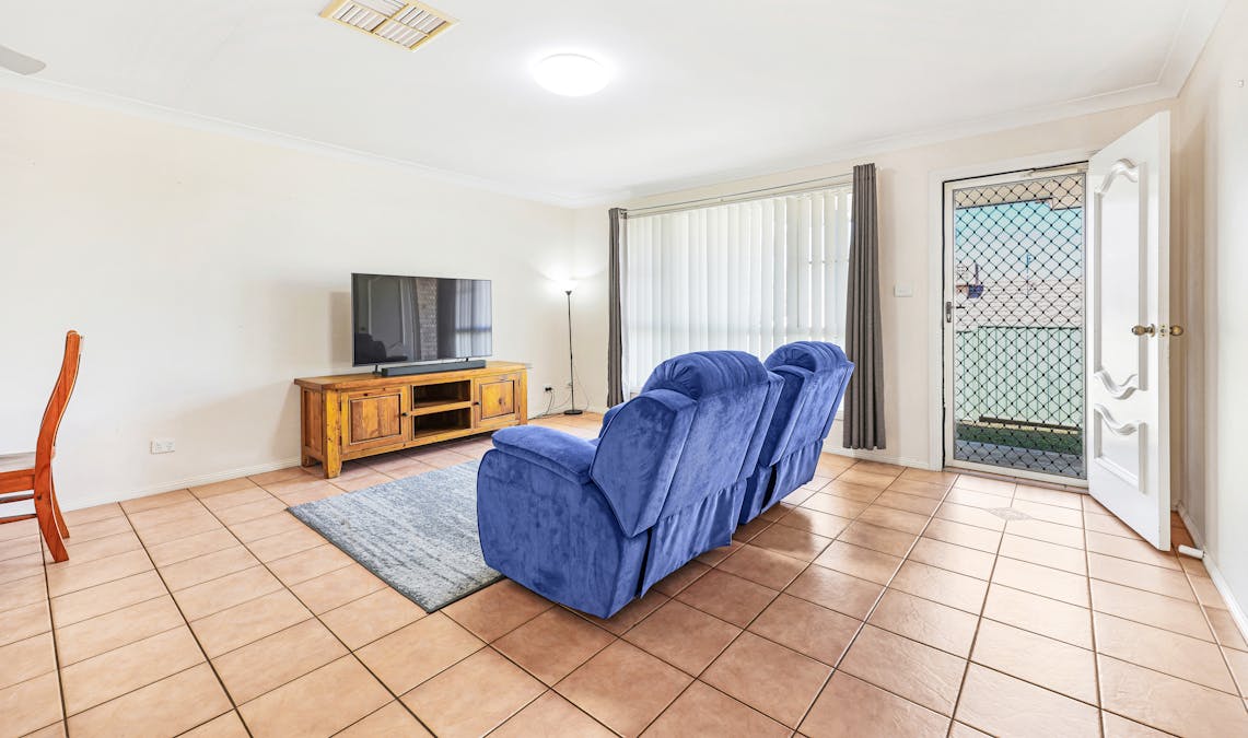 8A Carmichael Avenue, Tamworth, NSW, 2340 - Image 2