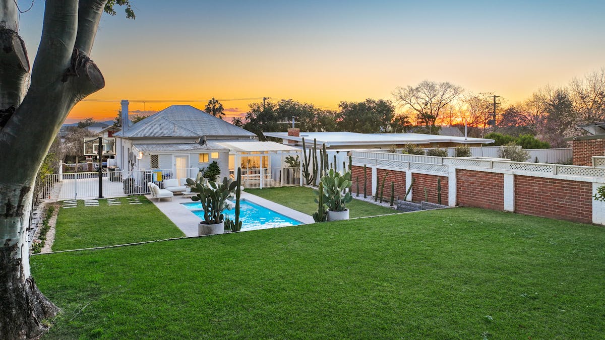 82 Rawson Avenue, Tamworth, NSW, 2340 - Image 2
