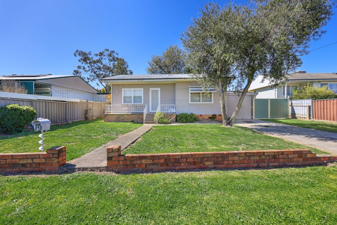 19 Jill Street, Tamworth, NSW, 2340 - Image 1