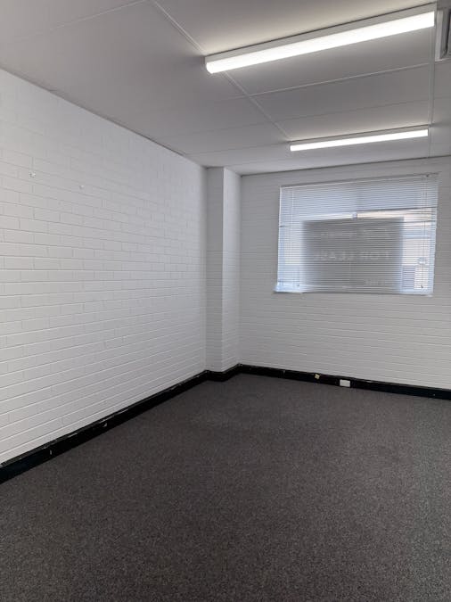 Suite 4/348 Peel Street, Tamworth, NSW, 2340 - Image 5