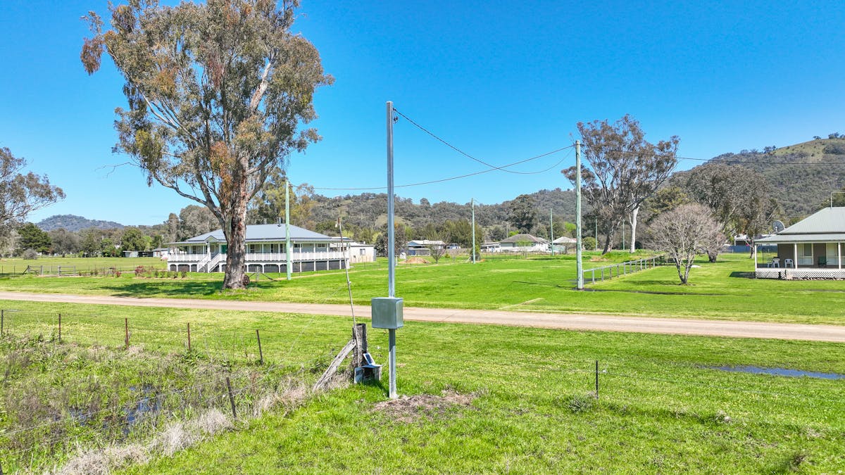 20 Duncan Street, Woolomin, NSW, 2340 - Image 3