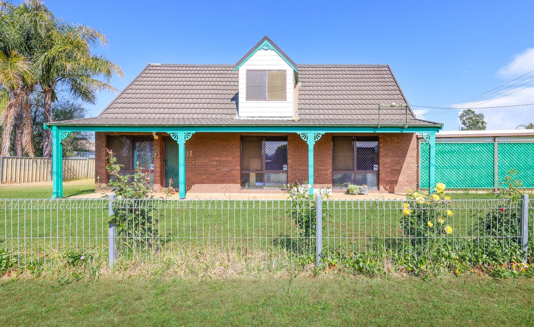 1 Mitchell Street, Tamworth, NSW, 2340 - Image 1