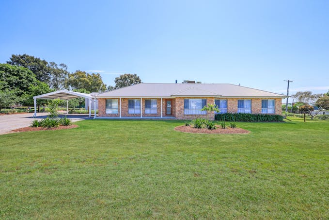 6 Timbumburi Street, Duri, NSW, 2344 - Image 1